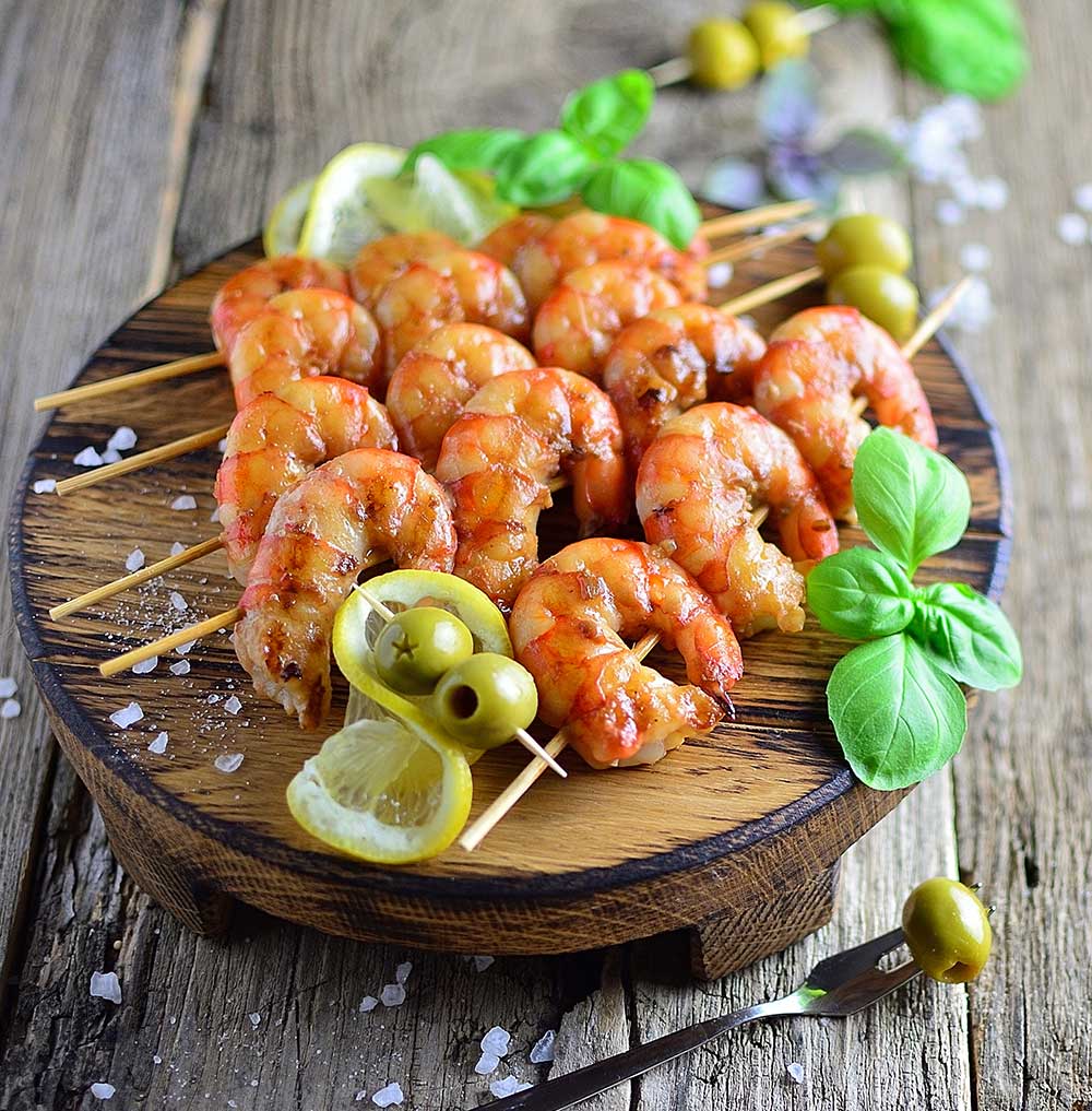 Prawn recipes that require peeled prawns. Buy shellfish online for UK delivery.